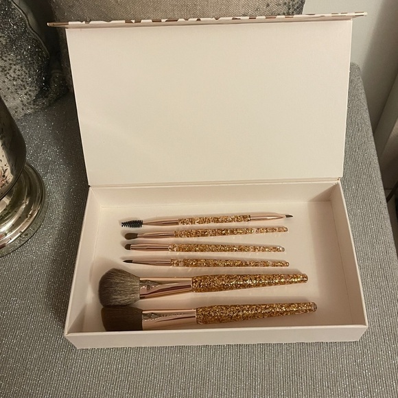 Sephora Other - Sephora Glitter Happy Brush set 6pc